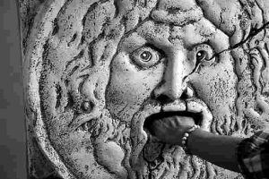 出会い系は嘘つきばかりと思っている方へ